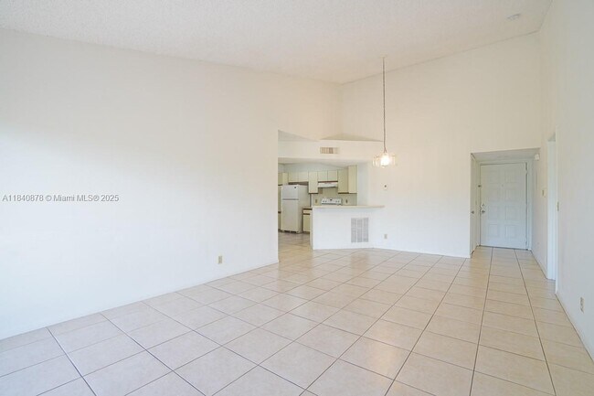 Building Photo - 9033 Wiles Rd