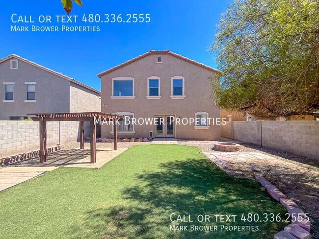 Building Photo - 396 E Bradstock Way
