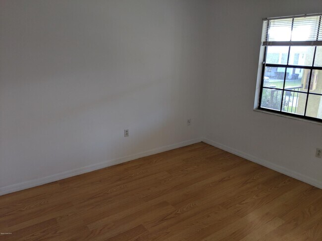 Building Photo - 2283 Fox Hollow Dr