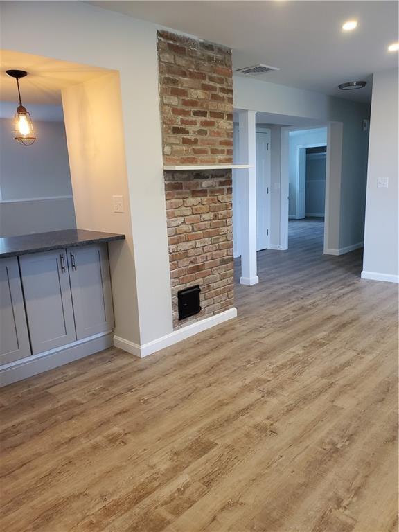 Building Photo - 440 Forest Ave