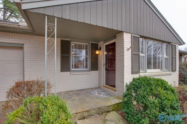 Building Photo - 6521 Chadwell Rd SW