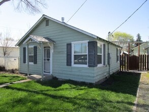 Building Photo - 0395