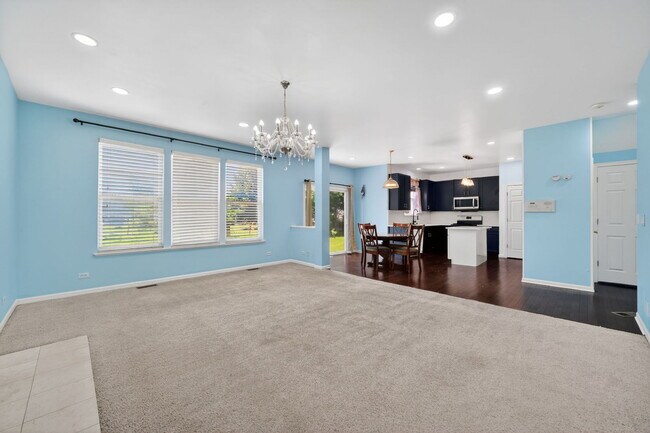 Building Photo - 2743 Rourke Dr