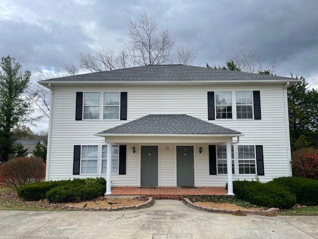 Primary Photo - 73 A Eastgate Cir