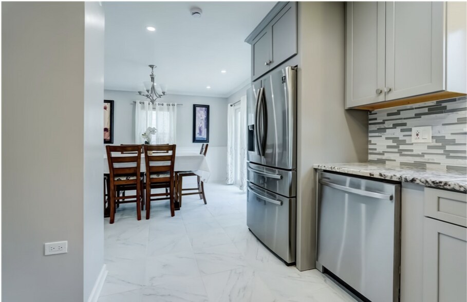 Building Photo - 138 Cherry Rd