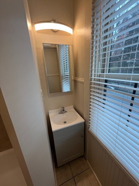 Building Photo - 116 S Prince St