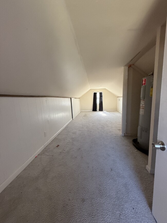 Building Photo - 9631 Worth St