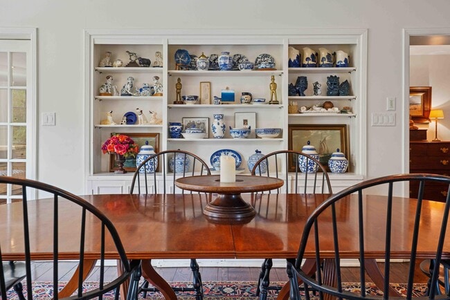 Building Photo - 5969 N Shore Dr