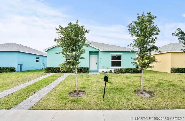 Building Photo - 565 Lilac Ct