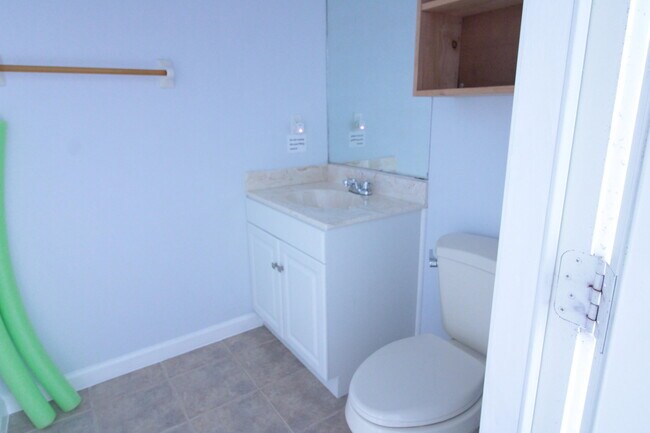 Building Photo - 2957 SW Collings Dr