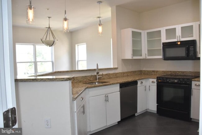 Building Photo - 3032 Bellamy Way