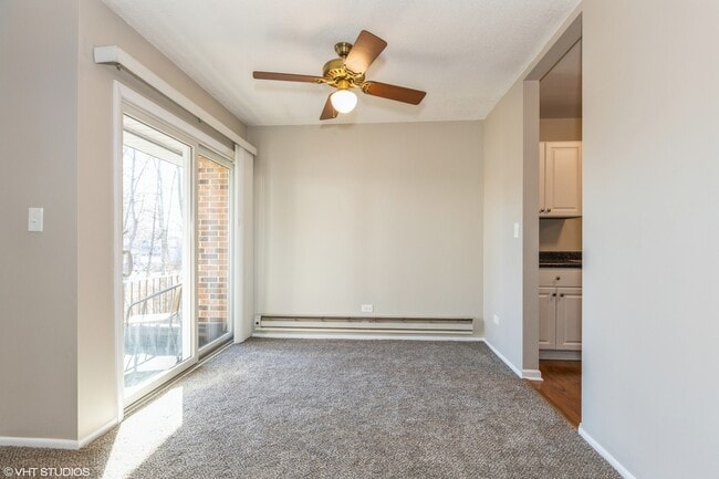 Building Photo - 720 Maple Ave