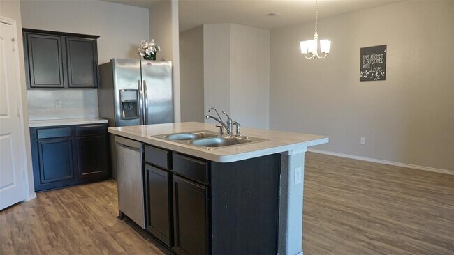 Building Photo - 6139 Purple Iris St