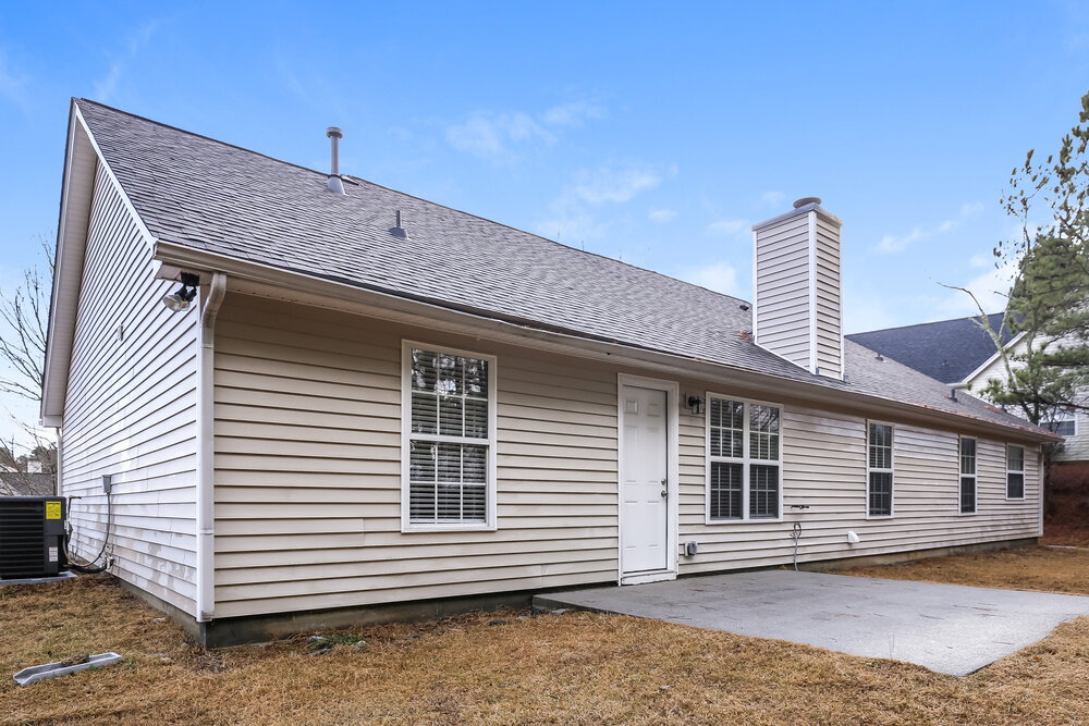 Building Photo - 1292 Poison Oak Ct SE