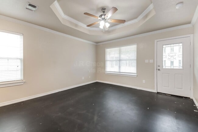 Building Photo - 780 Rocky Rdg