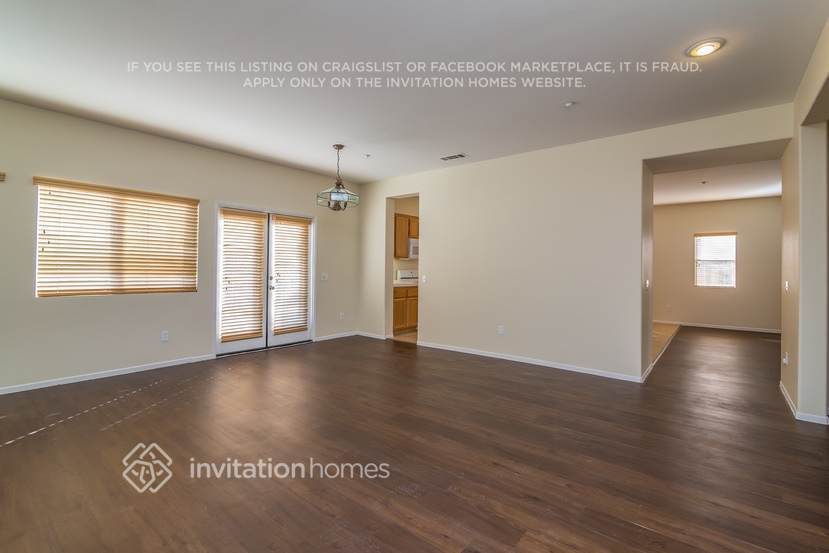 Building Photo - 7833 Calle Del Rio St