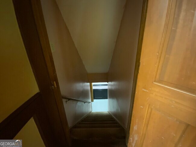 Building Photo - 5697 Grey Fox Cir