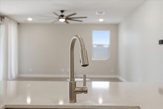 Building Photo - 2225 N 140th Dr