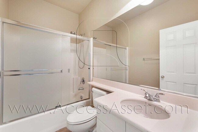 Building Photo - Stunning Luxury Living in Temecula | Expansive 4-Bedroom Masterpiece