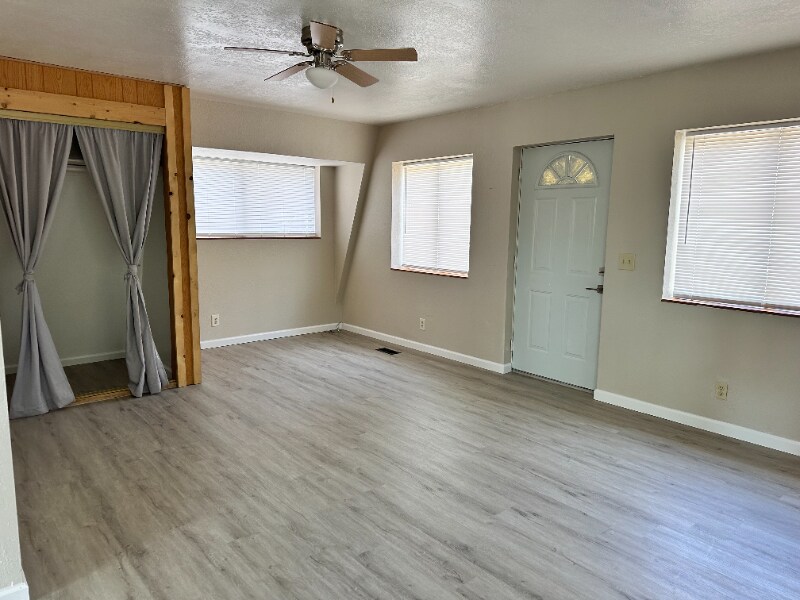 Building Photo - 3380 Timber Dr