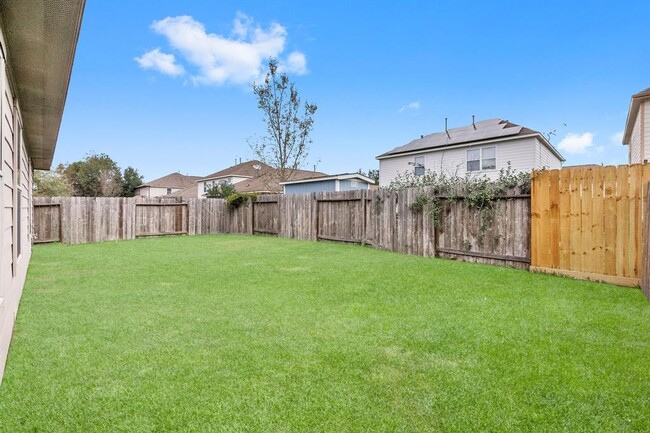 Building Photo - 16957 Wren Hill St