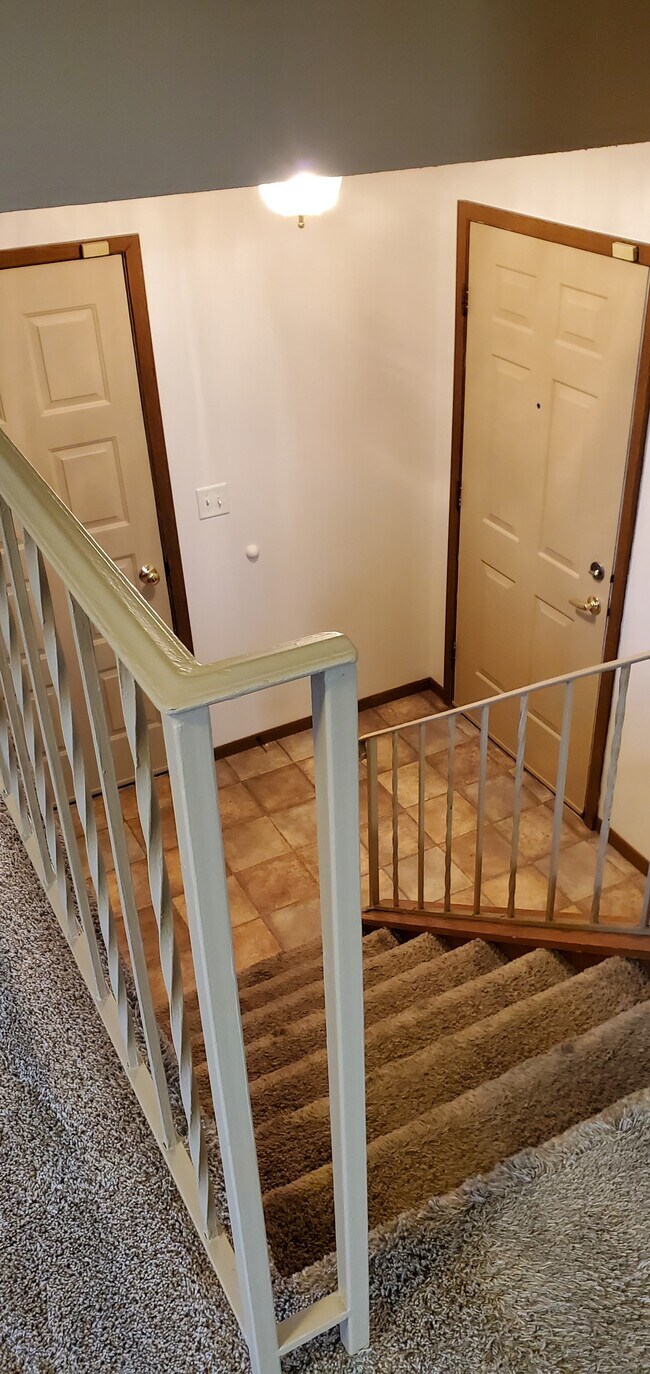 split level - 14619 Burnell Park Dr