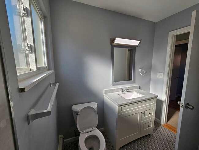 Building Photo - 2909 N Austin Ave