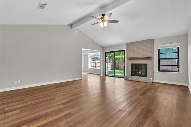 Building Photo - 4805 Gerona Dr