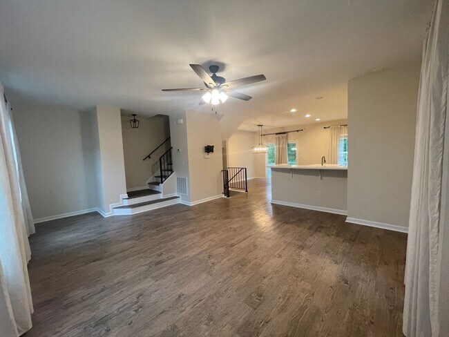 Building Photo - Beautiful home in Clearfield Oaks
