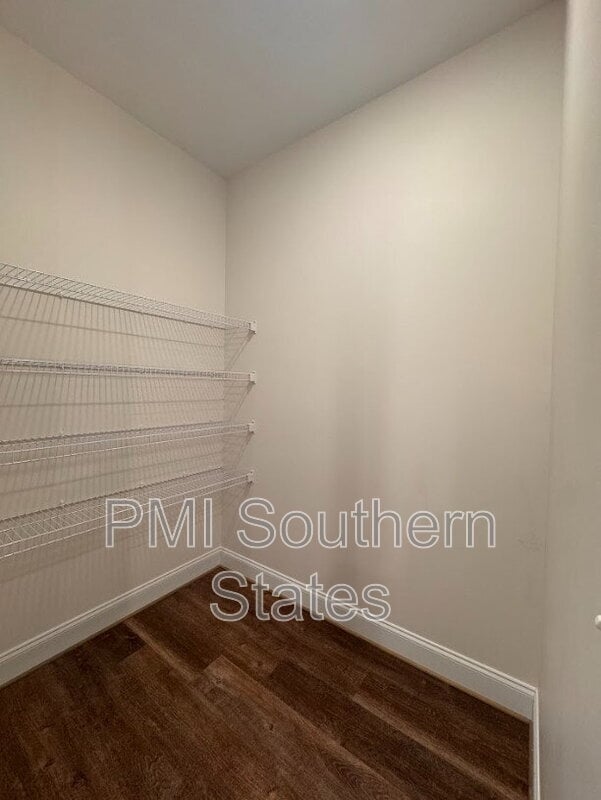 Building Photo - 207 Clarus Crk Wy