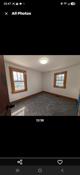 Building Photo - 405 W Green St