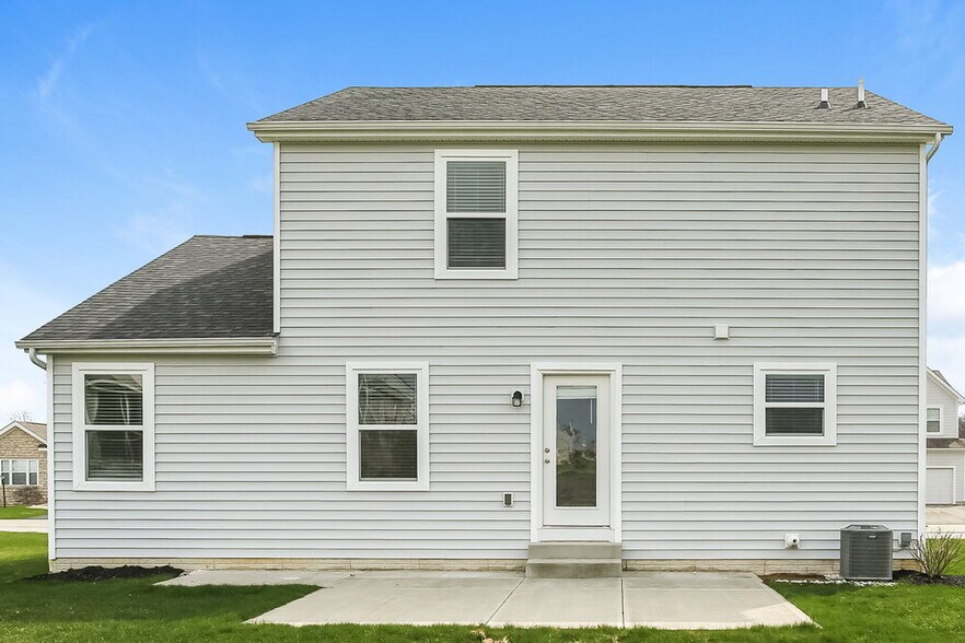 Building Photo - 804 Zeller Dr