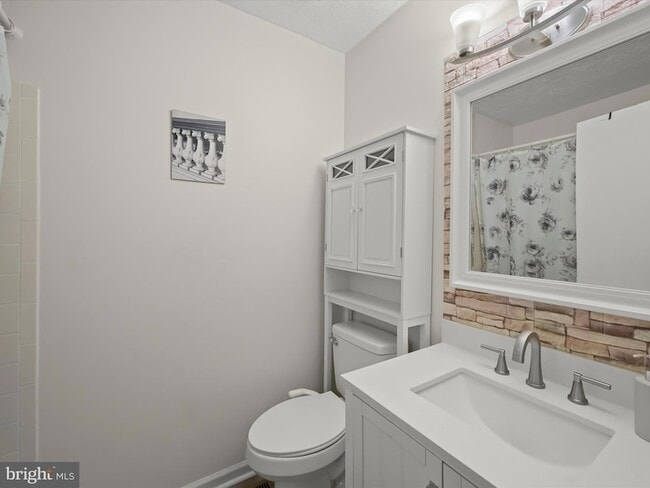 Building Photo - 7729 Patuxent Oak Ct