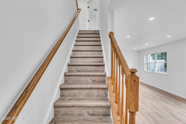 Building Photo - 194 Crooked Stick Ct