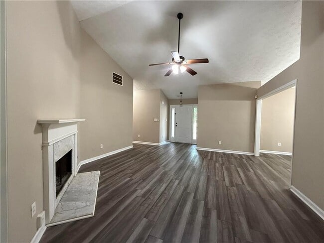 Building Photo - 3490 Ennfield Ln