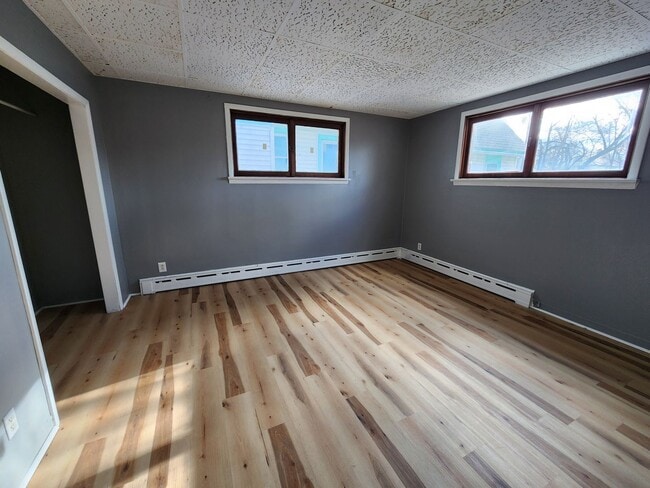 Building Photo - Two Bedroom Single Family Home!