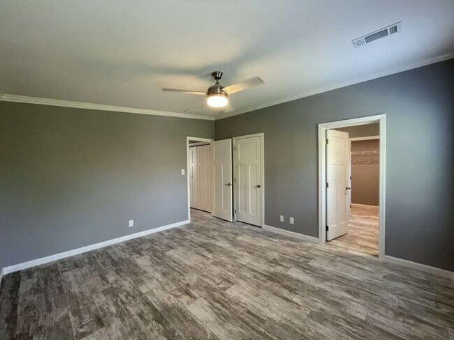 Building Photo - 5558 Whistling Tree Ln
