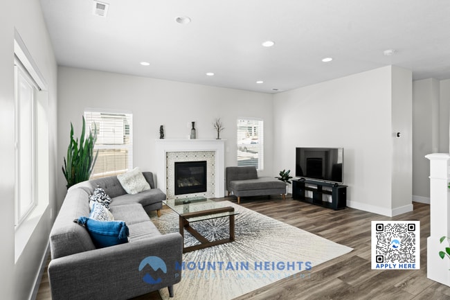 Building Photo - 2191 W Northridge Dr