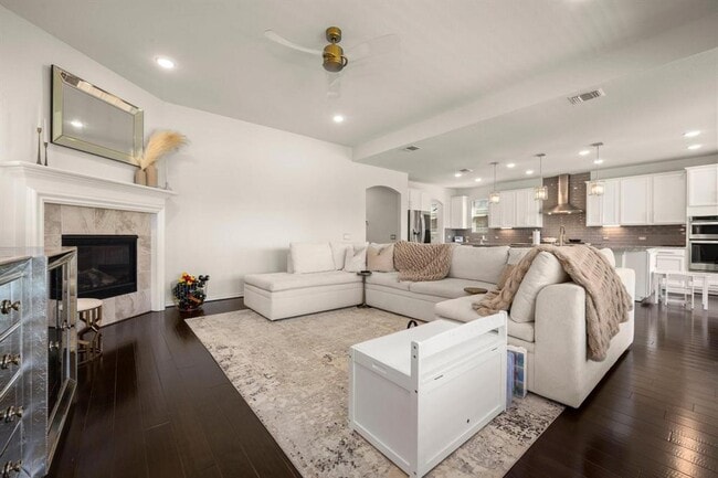 Building Photo - 17831 Maple Ash Dr