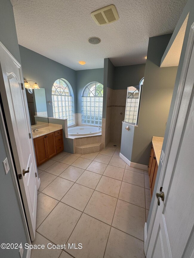 Building Photo - 1507 Auburn Lakes Dr