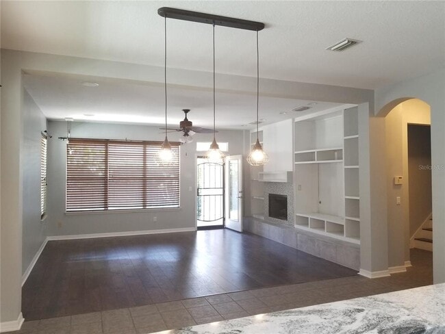 Building Photo - 6971 Nobleton Dr