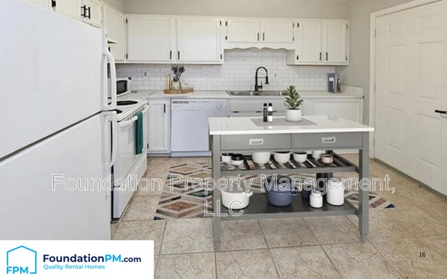 Building Photo - 34 N Idlewild St