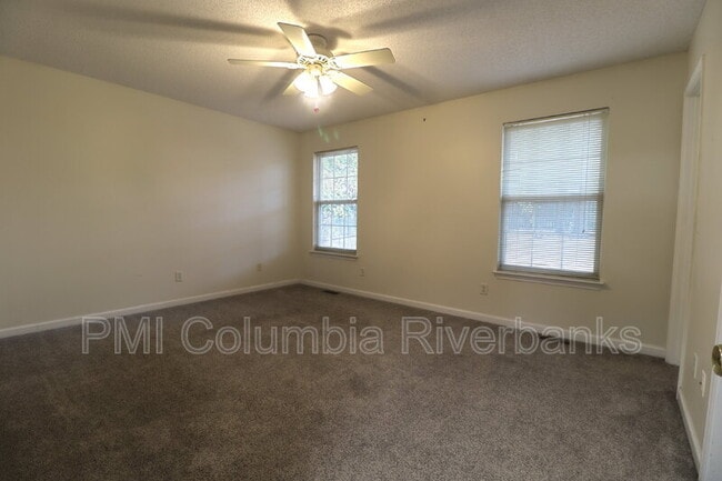 Building Photo - 1220 Parliament Lake Dr