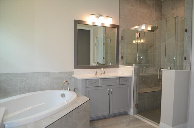 Building Photo - 35335 Big Hawk Dr