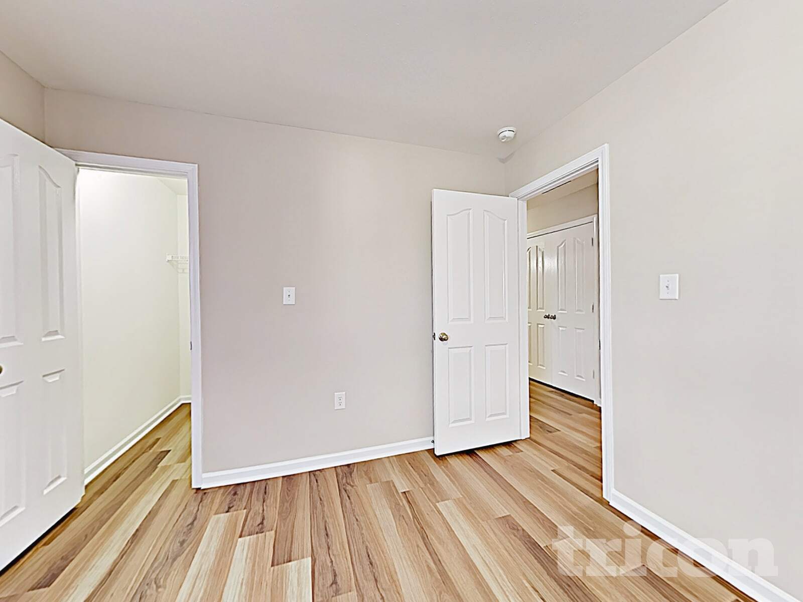 Building Photo - 5129 Grays Ridge Dr