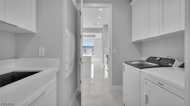 Building Photo - 1306 Beth Ave N