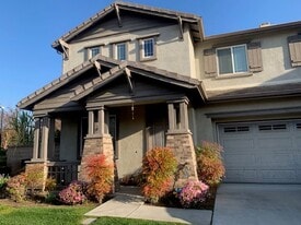 Building Photo - 2568 Rochelle Ave