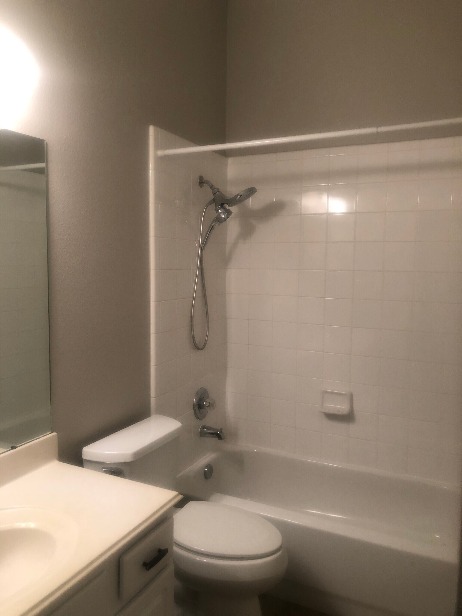 Building Photo - 19306 Pinewood Bluff Ln