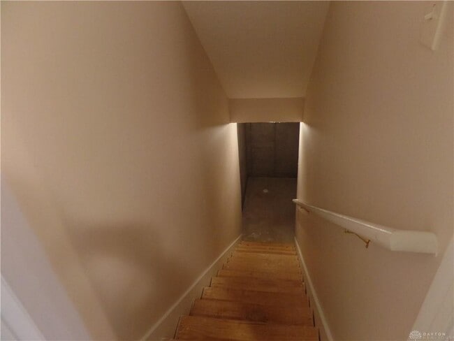 Building Photo - 120 Cherry St