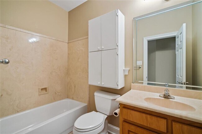 Building Photo - 3931 Branford Ct